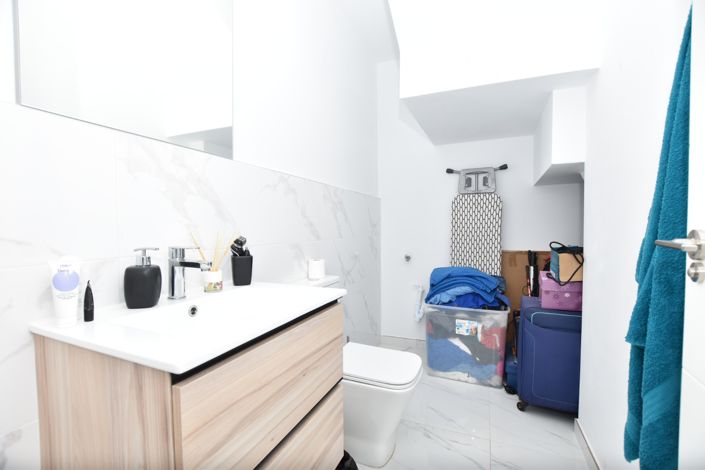 Image No.20-3 Bed Villa for sale