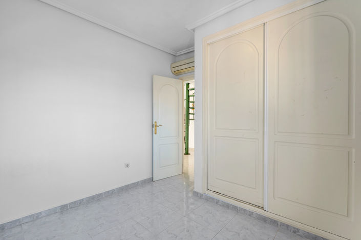 Image No.28-4 Bed Villa for sale