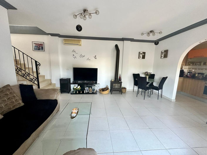 Image No.7-3 Bed Villa for sale