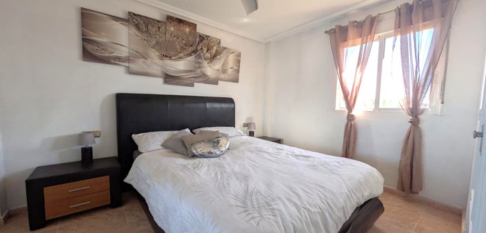 Image No.29-4 Bed Villa for sale