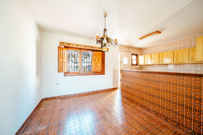 Image No.10-4 Bed Villa for sale