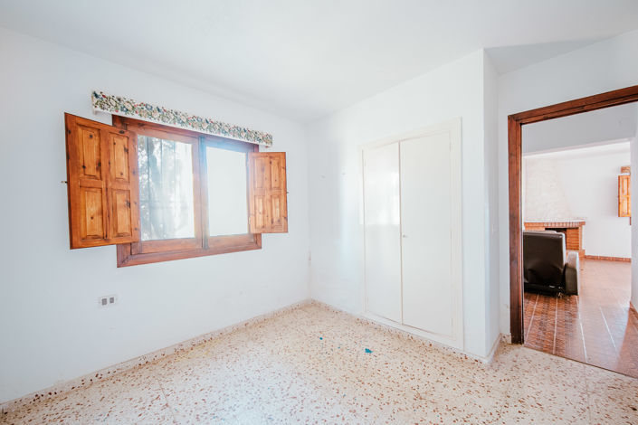 Image No.23-4 Bed Villa for sale