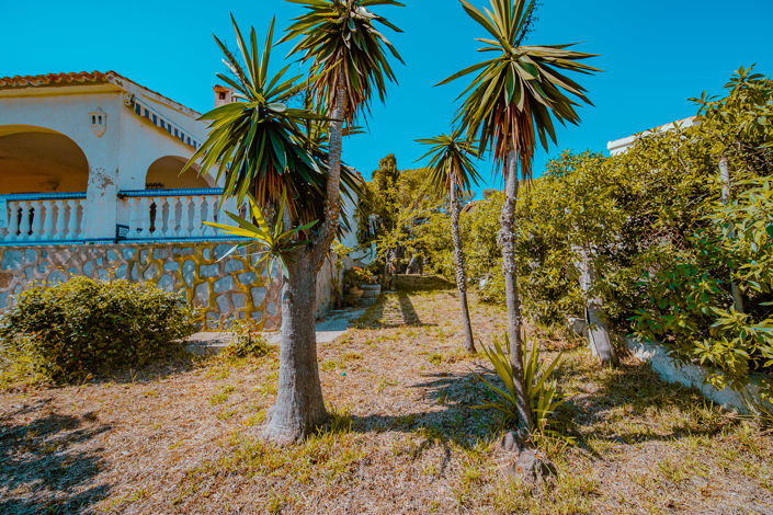 Image No.37-4 Bed Villa for sale