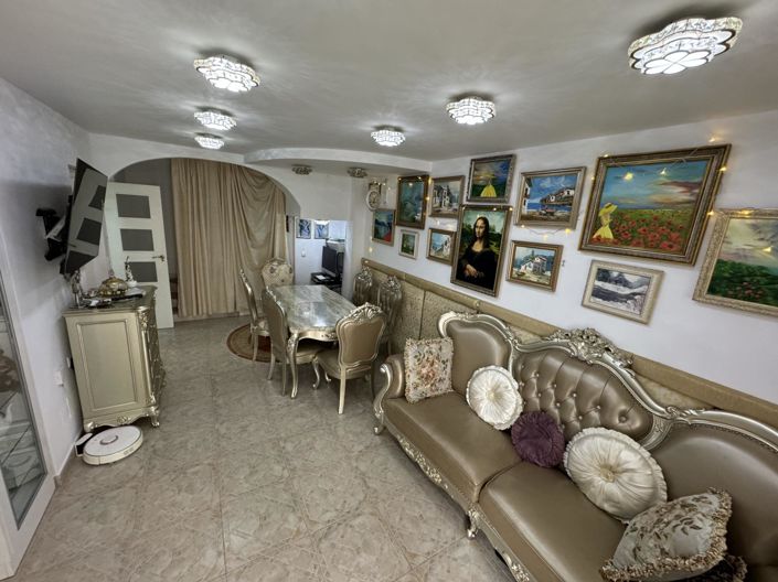 Image No.9-4 Bed Villa for sale