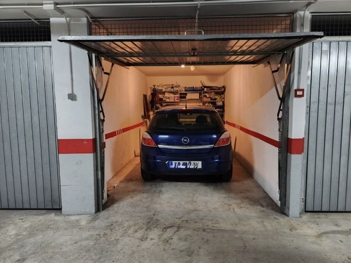 Image No.25-2 Bed Apartment for sale