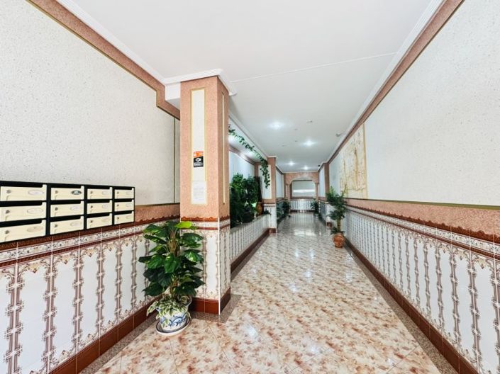 Image No.7-2 Bed Apartment for sale