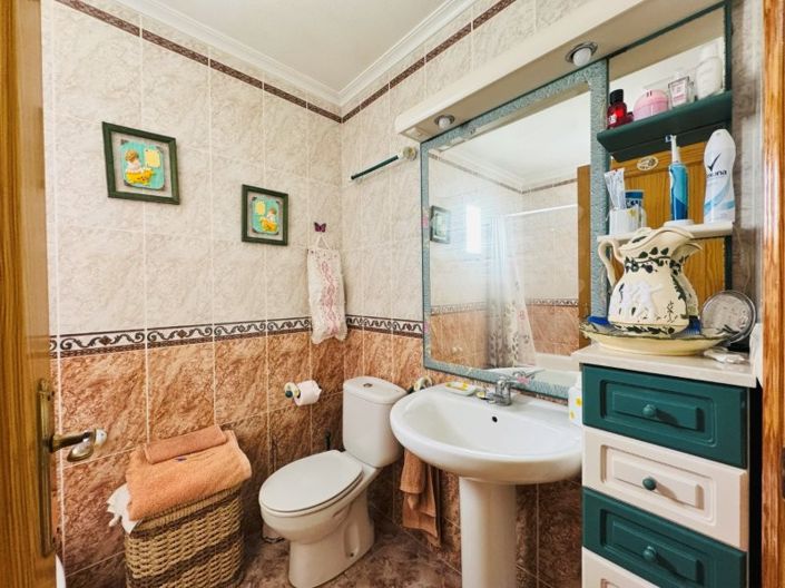 Image No.9-2 Bed Apartment for sale