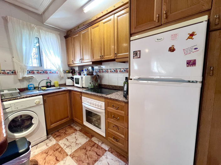 Image No.28-3 Bed Townhouse for sale