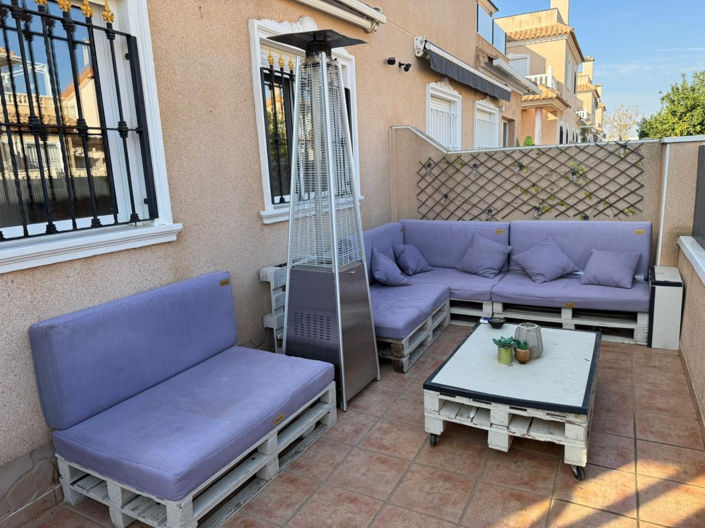 Image No.10-2 Bed Villa for sale