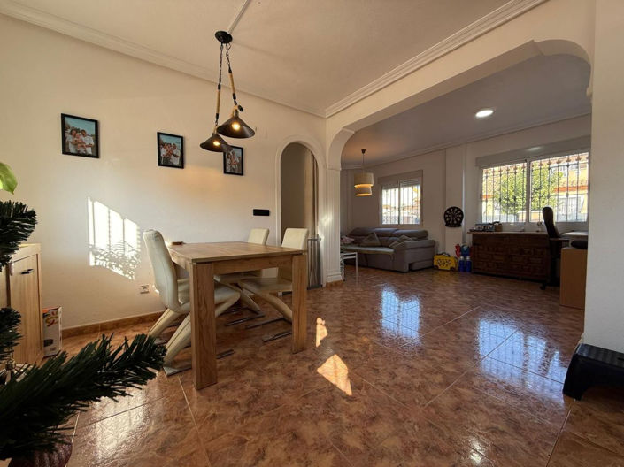 Image No.19-2 Bed Villa for sale