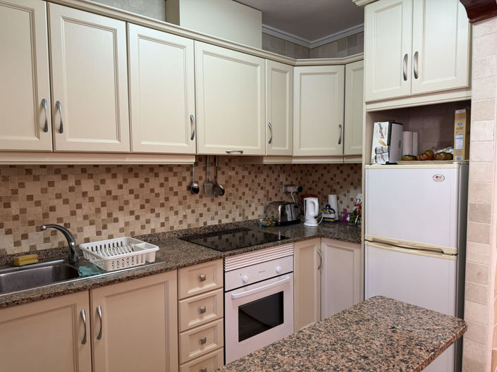 Image No.10-2 Bed Townhouse for sale