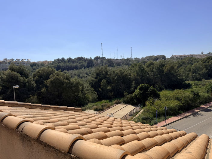 Image No.29-2 Bed Townhouse for sale