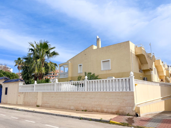 Image No.18-2 Bed Apartment for sale