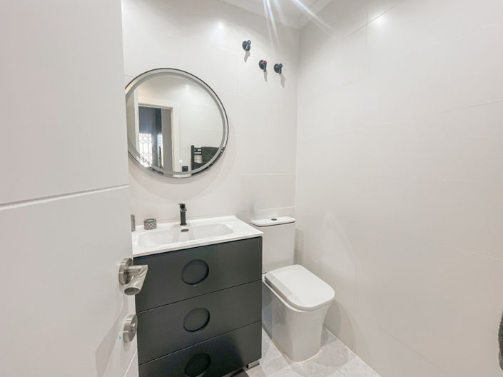 Image No.21-2 Bed Apartment for sale