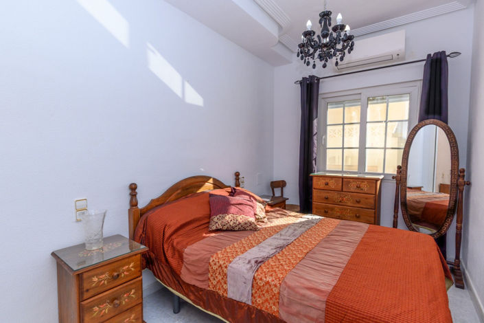Image No.8-2 Bed Apartment for sale