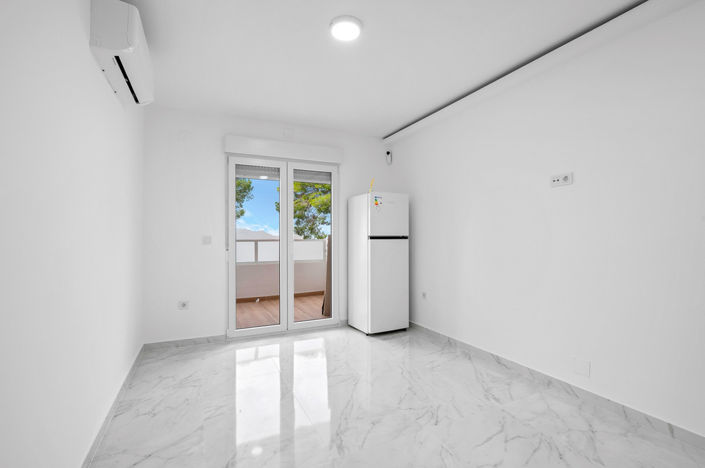 Image No.4-Apartment for sale