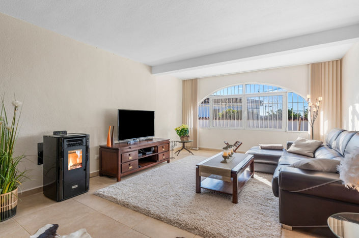 Image No.3-3 Bed Villa for sale