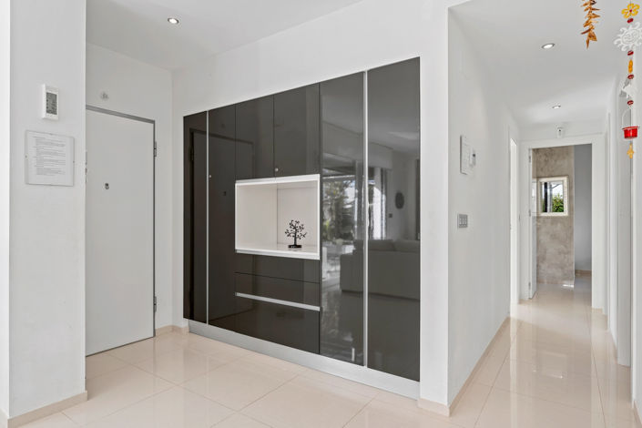 Image No.10-3 Bed Villa for sale