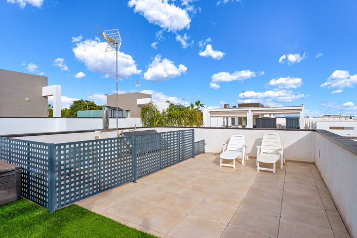 Image No.29-3 Bed Villa for sale