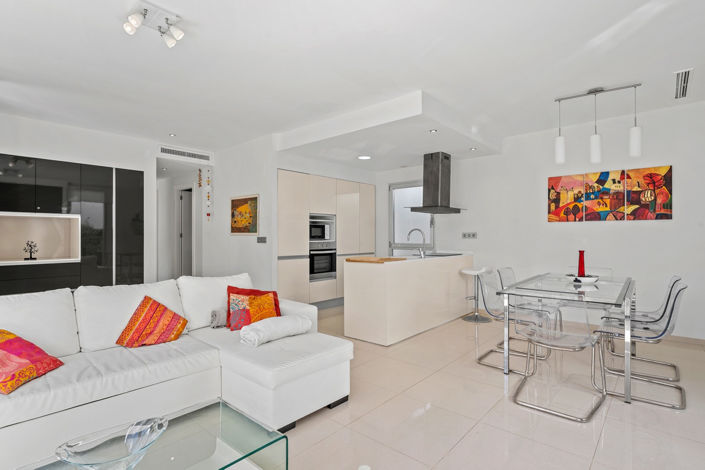 Image No.5-3 Bed Villa for sale