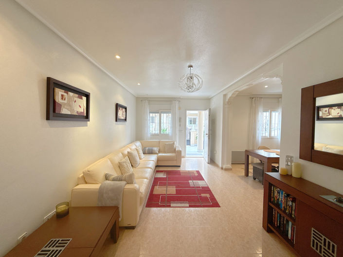 Image No.18-2 Bed Townhouse for sale