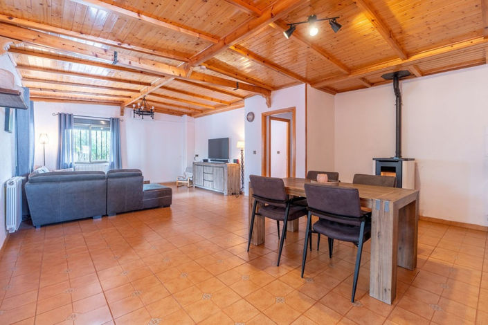 Image No.23-3 Bed Country House for sale