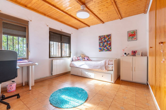 Image No.26-3 Bed Country House for sale