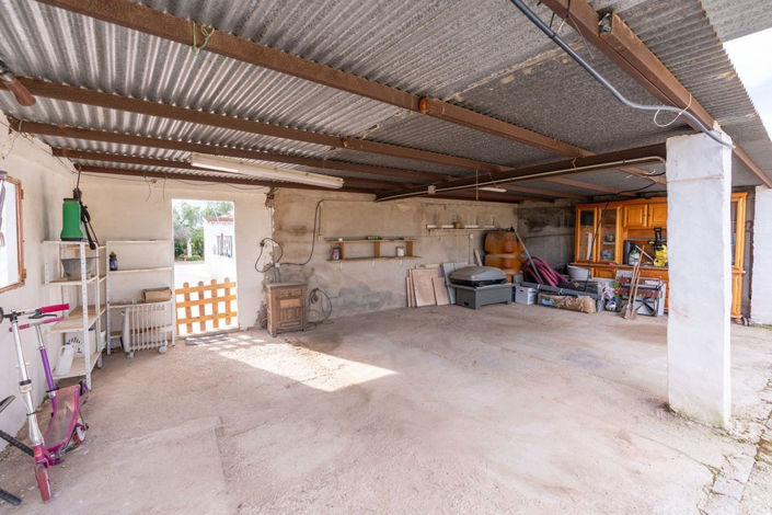 Image No.8-3 Bed Country House for sale