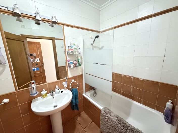 Image No.11-3 Bed Townhouse for sale