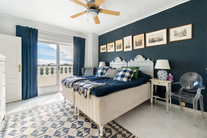 Image No.5-3 Bed Villa for sale