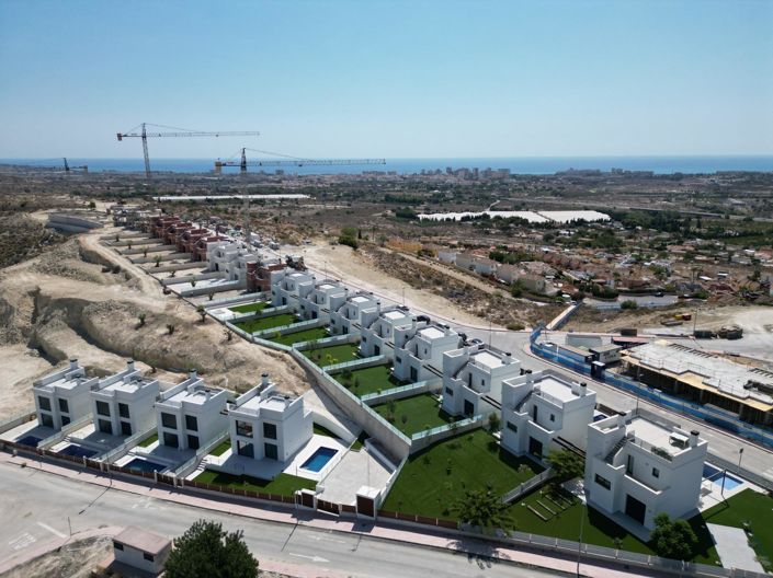 Image No.2-3 Bed Villa for sale