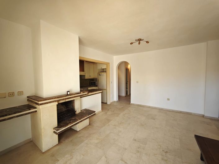 Image No.21-3 Bed Apartment for sale