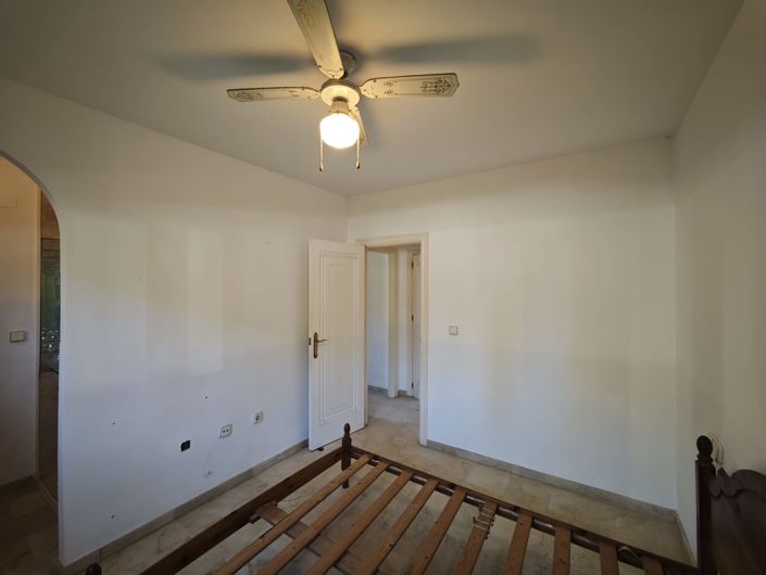 Image No.23-3 Bed Apartment for sale