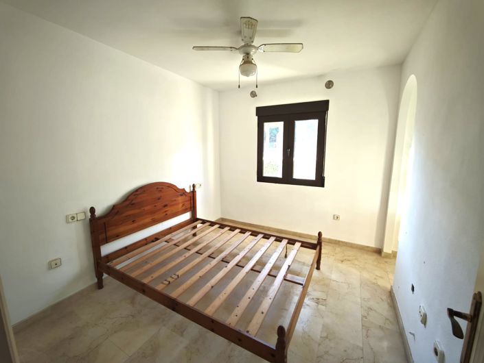 Image No.36-3 Bed Apartment for sale