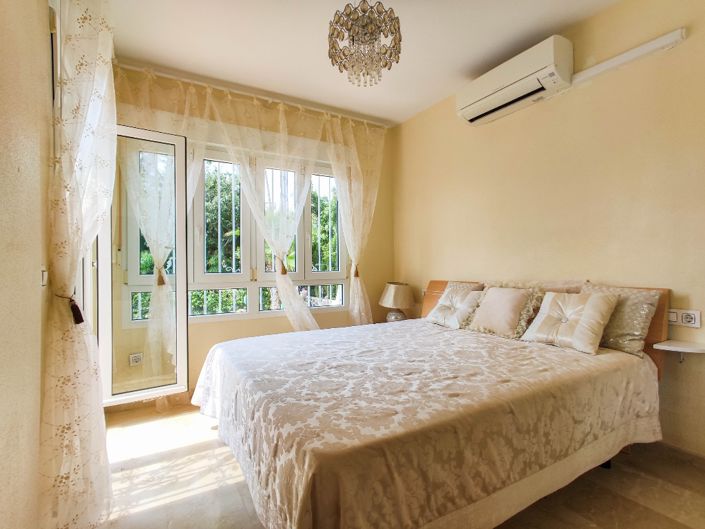 Image No.27-4 Bed Villa for sale