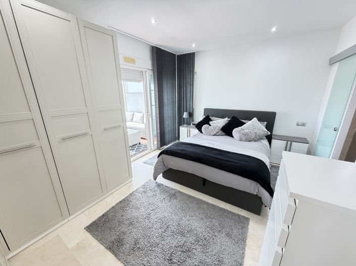 Image No.16-3 Bed Villa for sale