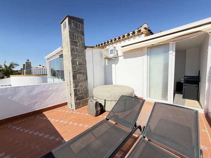 Image No.27-3 Bed Villa for sale