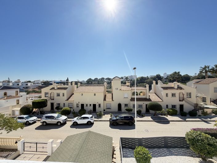 Image No.30-3 Bed Villa for sale