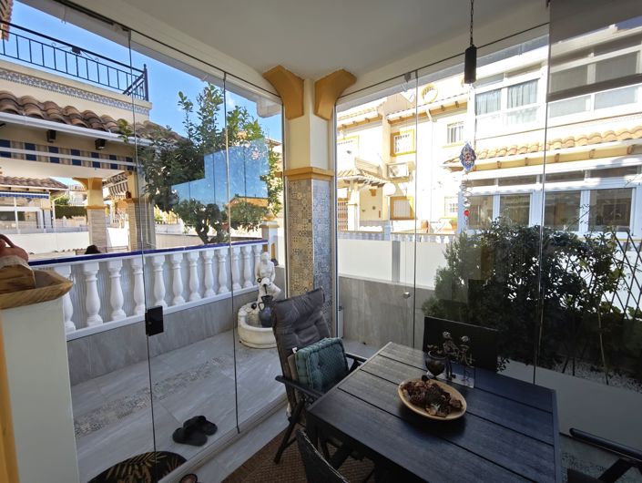 Image No.16-2 Bed Townhouse for sale