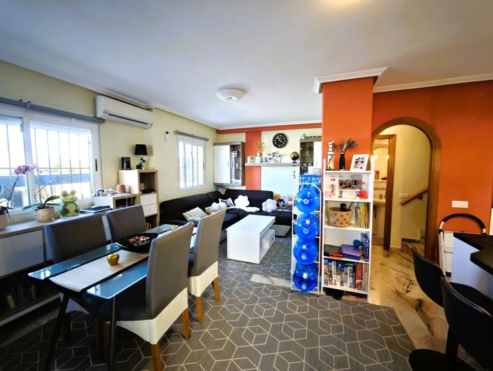 Image No.18-2 Bed Townhouse for sale