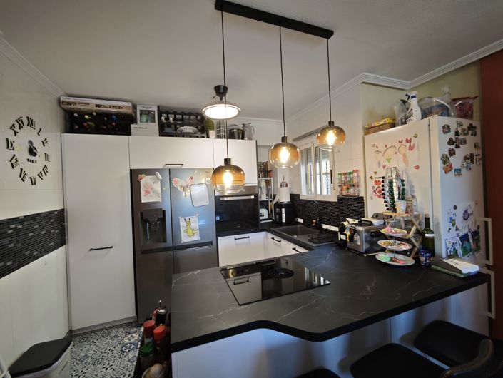 Image No.23-2 Bed Townhouse for sale