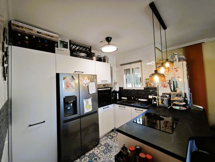 Image No.29-2 Bed Townhouse for sale