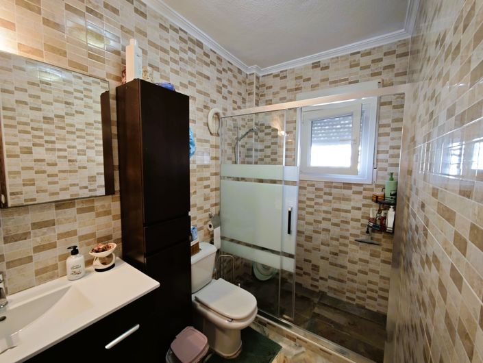 Image No.43-2 Bed Townhouse for sale