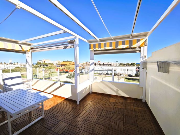 Image No.44-2 Bed Townhouse for sale