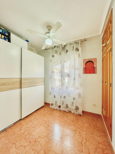 Image No.12-3 Bed Townhouse for sale