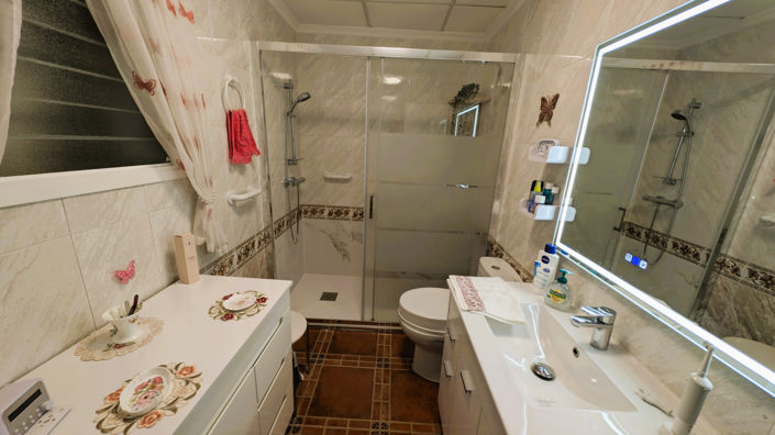 Image No.10-3 Bed Country House for sale