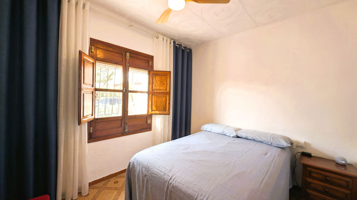 Image No.14-3 Bed Country House for sale