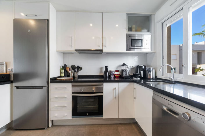 Image No.12-2 Bed Apartment for sale
