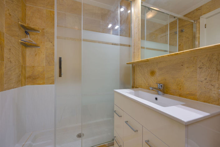 Image No.23-2 Bed Apartment for sale