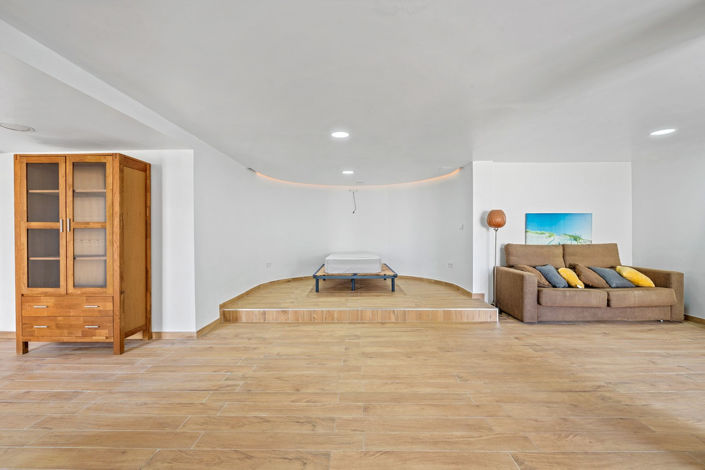 Image No.34-3 Bed Villa for sale